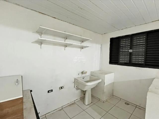 Casa / Sobrado para Locação em Curitiba/PR Pilarzinho 2 Quartos