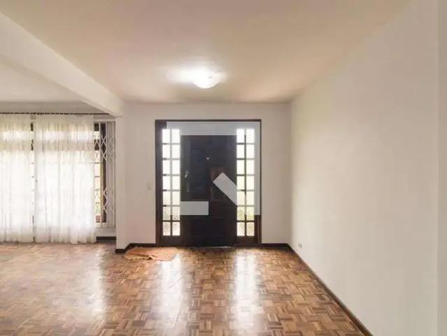 Casa / Sobrado para Locação em Curitiba/PR Pilarzinho 3 Quartos