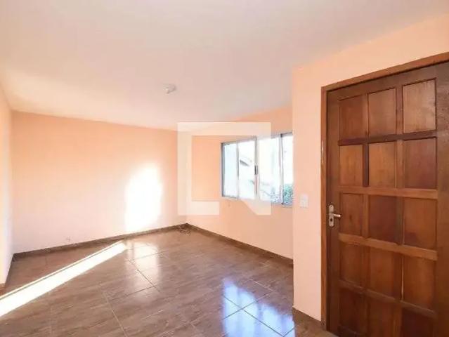 Casa / Sobrado para Locação em Curitiba/PR Pilarzinho 3 Quartos