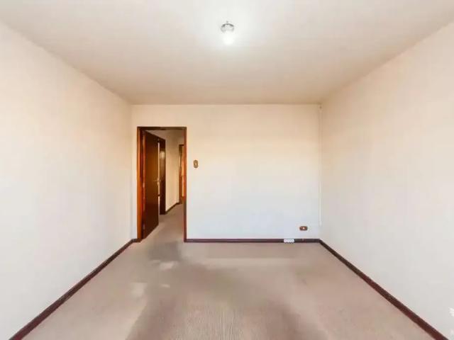 Casa / Sobrado para Locação em Curitiba/PR Pilarzinho 3 Quartos