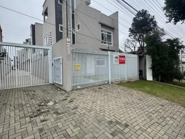 Casa / Sobrado para Locação em Curitiba/PR Portão 3 Quartos