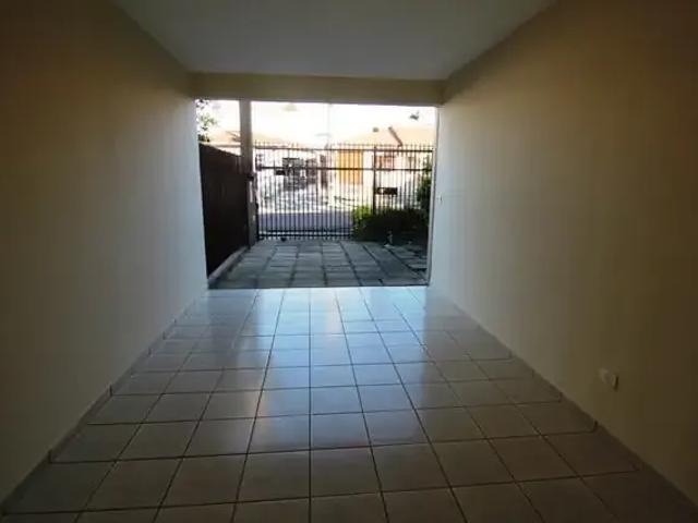 Casa / Sobrado para Locação em Curitiba/PR Portão 3 Quartos