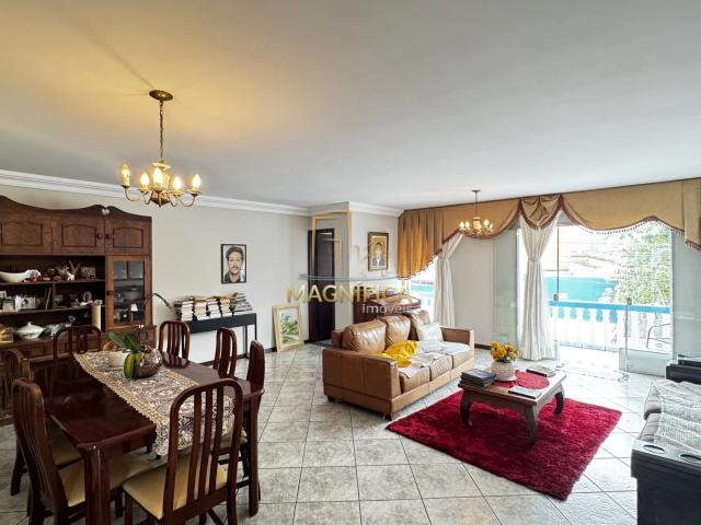 Casa / Sobrado para Locação em Curitiba/PR Portão 3 Quartos