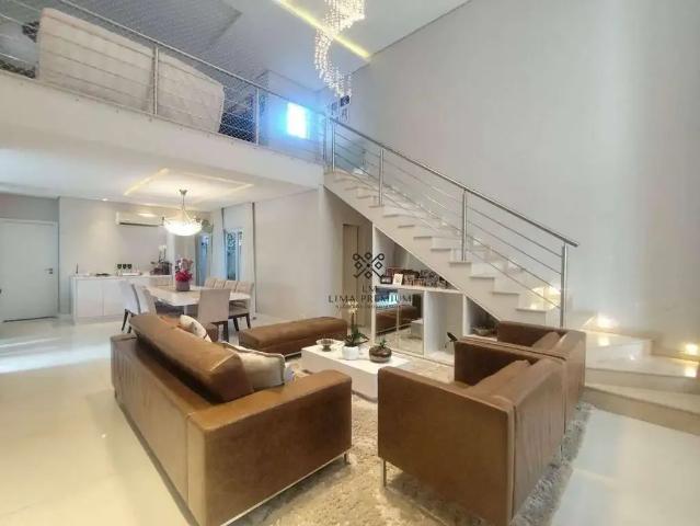 Casa / Sobrado para Locação em Curitiba/PR Rebouças 5 Quartos