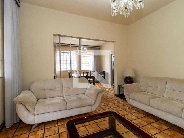 Casa / Sobrado para Locação em Curitiba/PR Rebouças 5 Quartos