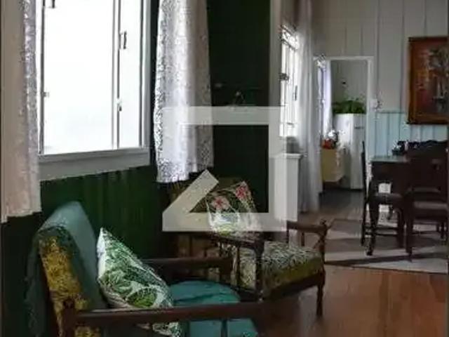 Casa / Sobrado para Locação em Curitiba/PR Rebouças 2 Quartos