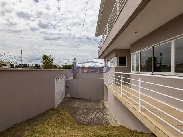 Casa / Sobrado para Locação em Curitiba/PR Rebouças 3 Quartos