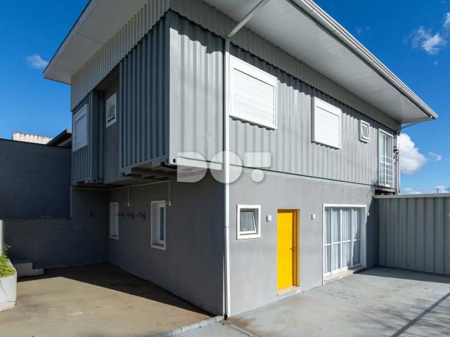 Casa / Sobrado para Locação em Curitiba/PR São Braz 4 Quartos