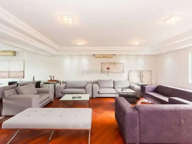Casa / Sobrado para Locação em Curitiba/PR São Braz 4 Quartos