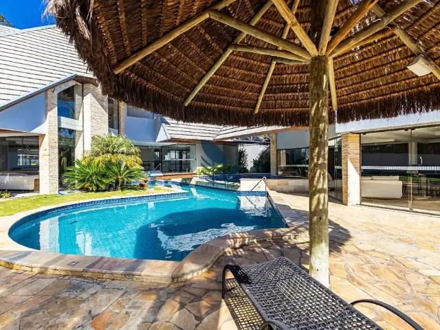 Casa / Sobrado para Locação em Curitiba/PR São Braz 4 Quartos