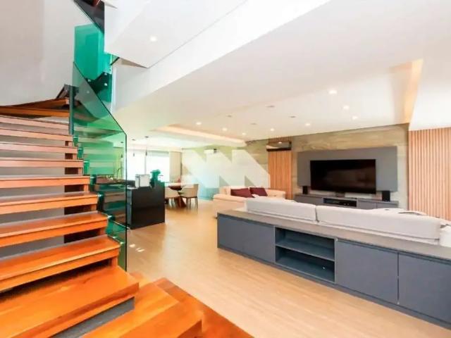Casa / Sobrado para Locação em Curitiba/PR São Braz 3 Quartos