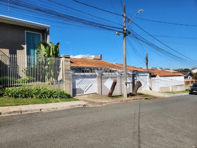 Casa / Sobrado para Locação em Curitiba/PR São Braz 3 Quartos