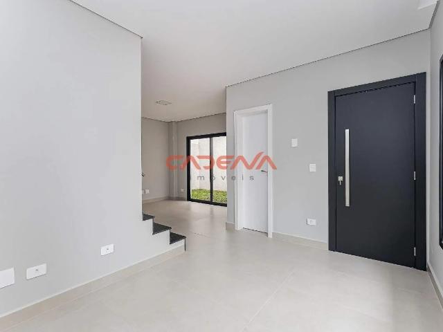 Casa / Sobrado para Locação em Curitiba/PR São Braz 3 Quartos