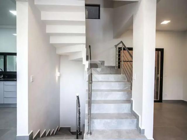 Casa / Sobrado para Locação em Curitiba/PR São Braz 3 Quartos
