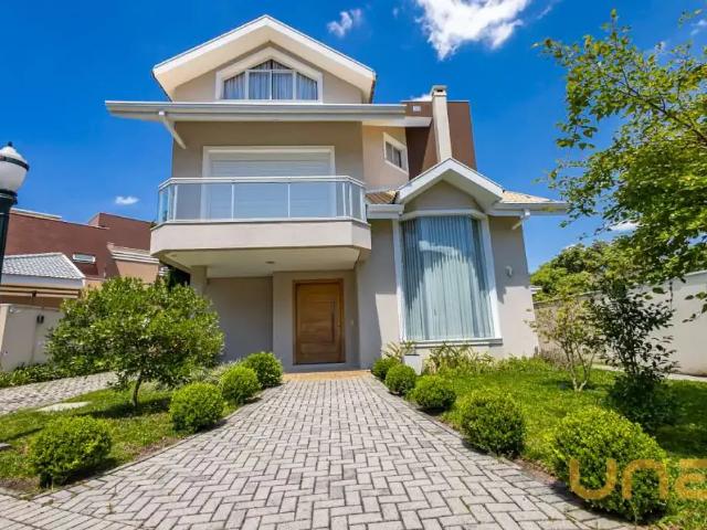 Casa / Sobrado para Locação em Curitiba/PR São João 4 Quartos