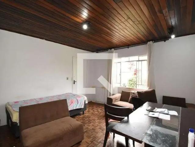 Casa / Sobrado para Locação em Curitiba/PR São Lourenço 3 Quartos