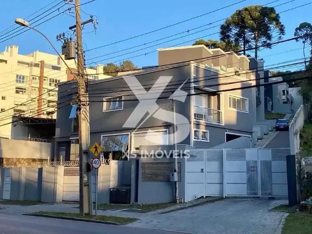 Casa / Sobrado para Locação em Curitiba/PR São Lourenço 3 Quartos