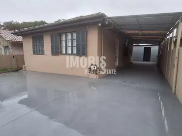 Casa / Sobrado para Locação em Curitiba/PR São Lourenço 4 Quartos