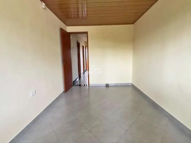 Casa / Sobrado para Locação em Curitiba/PR Santa Cândida 2 Quartos