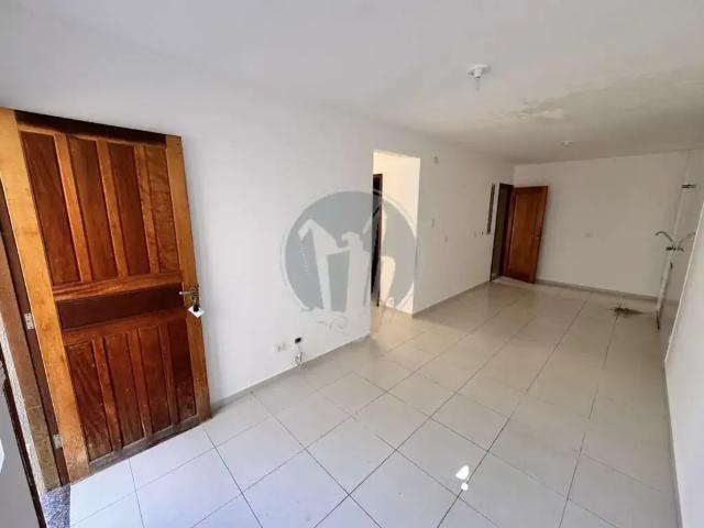 Casa / Sobrado para Locação em Curitiba/PR Santa Cândida 3 Quartos