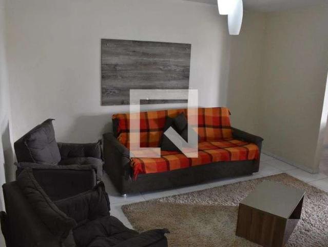 Casa / Sobrado para Locação em Curitiba/PR Santa Cândida 3 Quartos