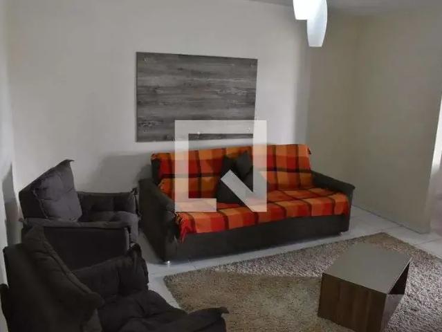 Casa / Sobrado para Locação em Curitiba/PR Santa Cândida 3 Quartos