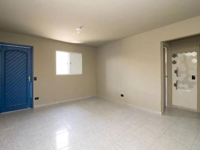 Casa / Sobrado para Locação em Curitiba/PR Santa Felicidade 2 Quartos
