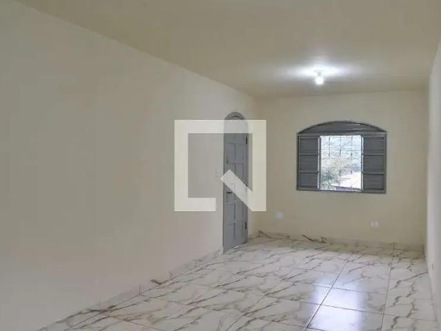 Casa / Sobrado para Locação em Curitiba/PR Santa Felicidade 2 Quartos
