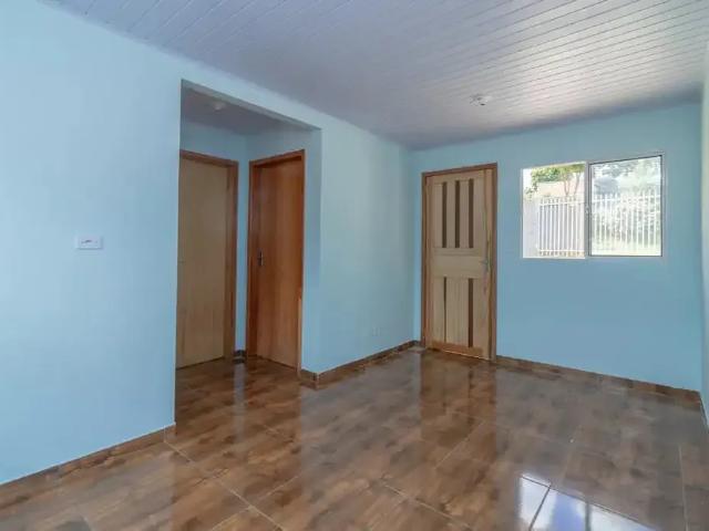 Casa / Sobrado para Locação em Curitiba/PR Santa Felicidade 2 Quartos