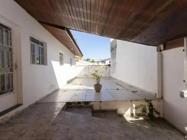 Casa / Sobrado para Locação em Curitiba/PR Santa Felicidade 2 Quartos