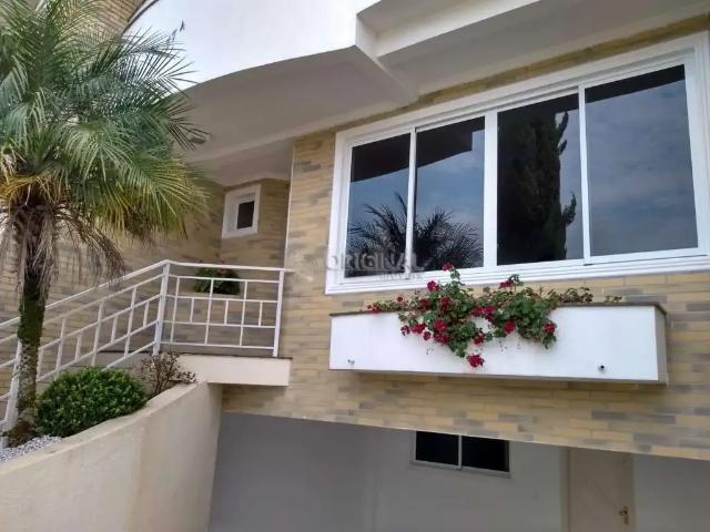 Casa / Sobrado para Locação em Curitiba/PR Santa Felicidade 3 Quartos