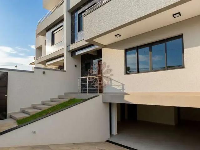 Casa / Sobrado para Locação em Curitiba/PR Santa Felicidade 3 Quartos