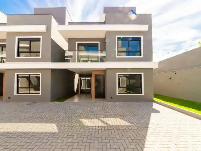 Casa / Sobrado para Locação em Curitiba/PR Santa Felicidade 3 Quartos
