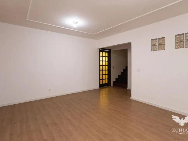 Casa / Sobrado para Locação em Curitiba/PR Santa Felicidade 3 Quartos