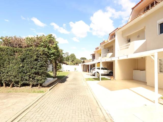 Casa / Sobrado para Locação em Curitiba/PR Santa Felicidade 3 Quartos