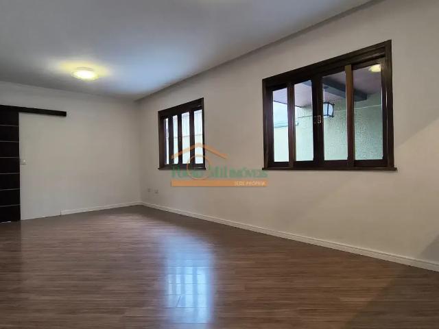 Casa / Sobrado para Locação em Curitiba/PR Santa Felicidade 3 Quartos