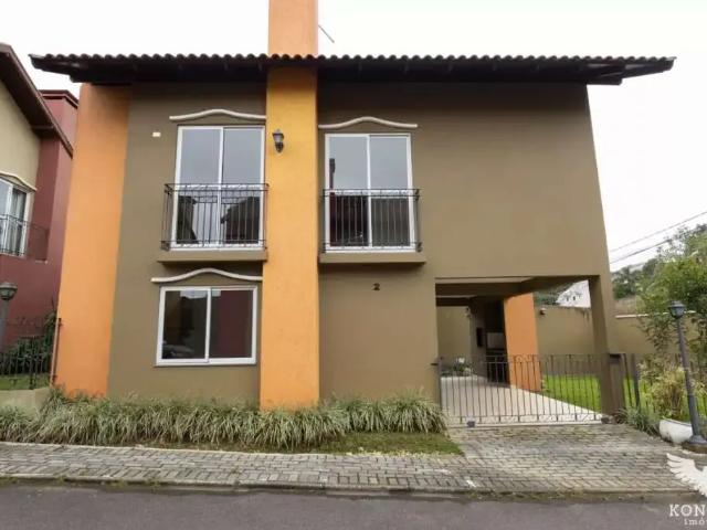 Casa / Sobrado para Locação em Curitiba/PR Santa Felicidade 3 Quartos