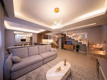 Casa / Sobrado para Locação em Curitiba/PR Santa Felicidade 4 Quartos