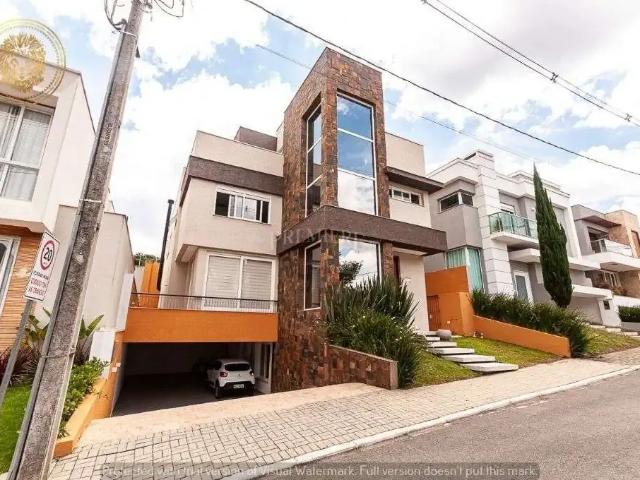 Casa / Sobrado para Locação em Curitiba/PR Santa Felicidade 4 Quartos