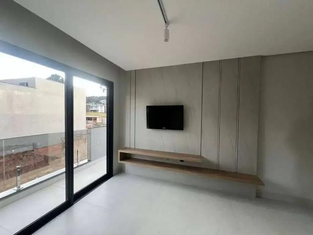 Casa / Sobrado para Locação em Curitiba/PR Santo Inácio 3 Quartos