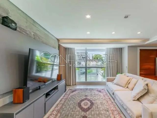 Casa / Sobrado para Locação em Curitiba/PR Santo Inácio 3 Quartos