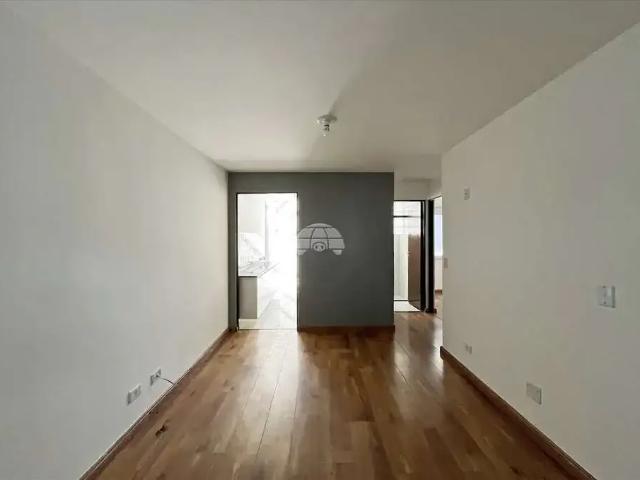 Casa / Sobrado para Locação em Curitiba/PR Sítio Cercado 2 Quartos
