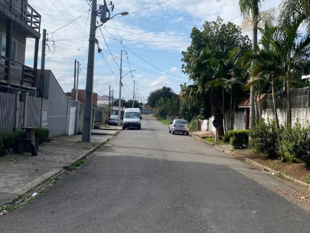 Casa / Sobrado para Locação em Curitiba/PR Sítio Cercado 2 Quartos