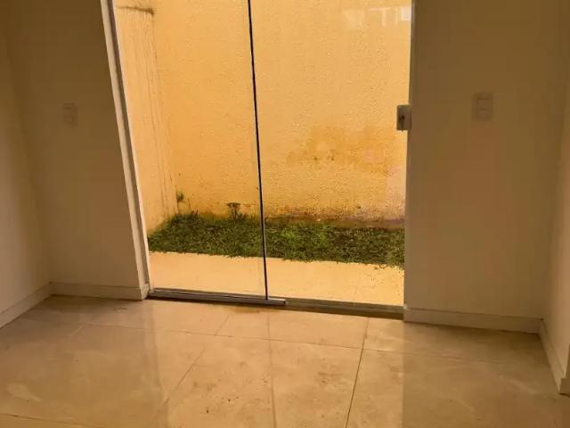 Casa / Sobrado para Locação em Curitiba/PR Sítio Cercado 2 Quartos
