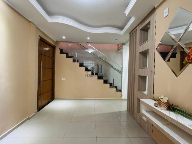 Casa / Sobrado para Locação em Curitiba/PR Sítio Cercado 3 Quartos