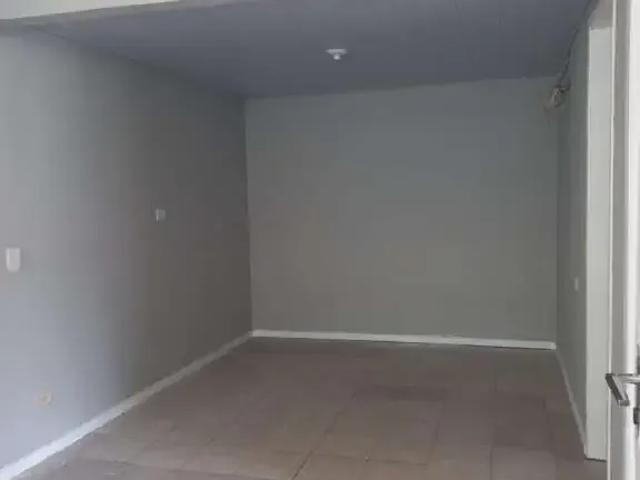 Casa / Sobrado para Locação em Curitiba/PR Sítio Cercado 3 Quartos