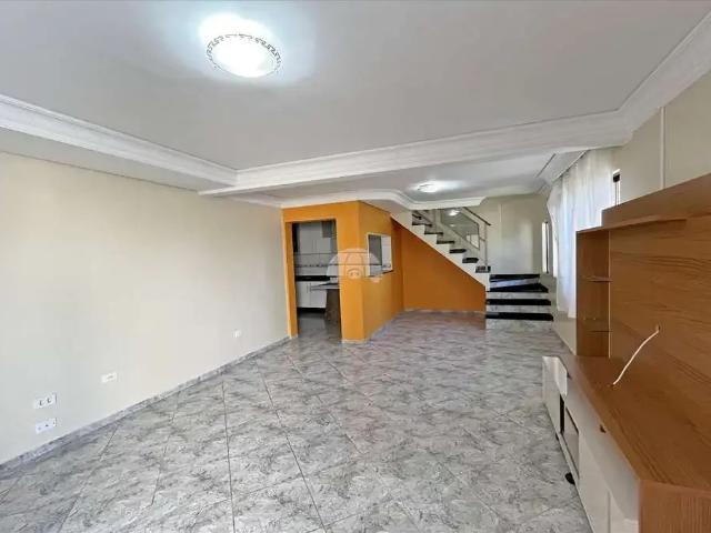 Casa / Sobrado para Locação em Curitiba/PR Sítio Cercado 3 Quartos