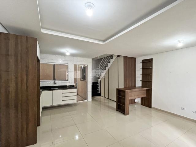 Casa / Sobrado para Locação em Curitiba/PR Sítio Cercado 3 Quartos