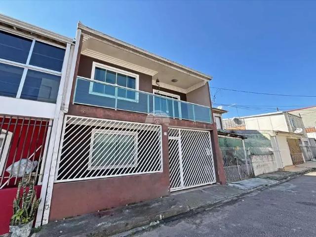 Casa / Sobrado para Locação em Curitiba/PR Sítio Cercado 4 Quartos