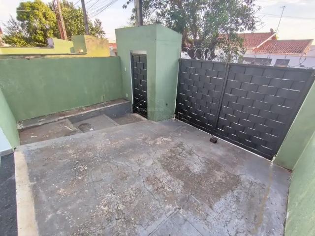 Casa / Sobrado para Locação em Américo Brasiliense/SP Nova Vila Cerqueira 2 Quartos